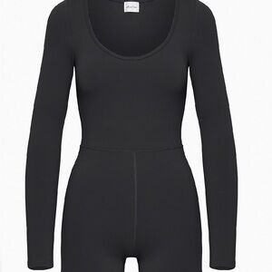 aritzia wilfred free long sleeve romper